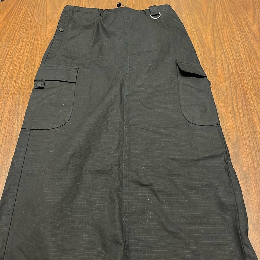 House of Harlow maxi skirt, size XS, NWOT‎